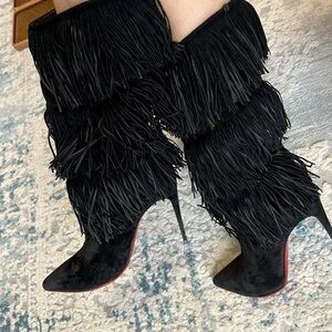 Elegant Black Fringe Heeled Boots
